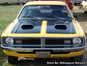 1971 Dodge Demon 340 photo from 2004 Mopar Nationals.