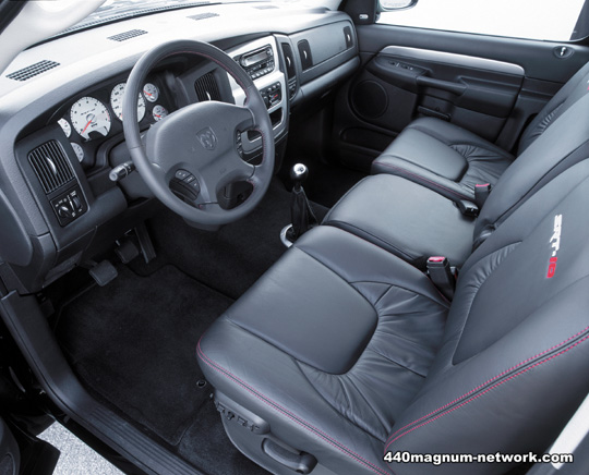 Dodge Ram SRT10 Concept - Inside
